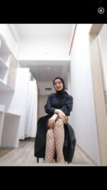 Türbanlı Fileli Meryem